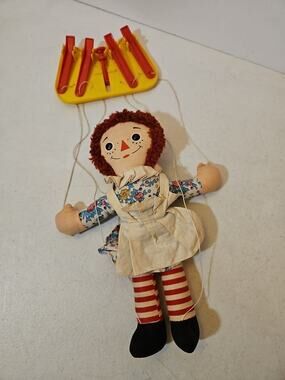 Vintage Raggedy Ann Marionette Knickerbocker Doll